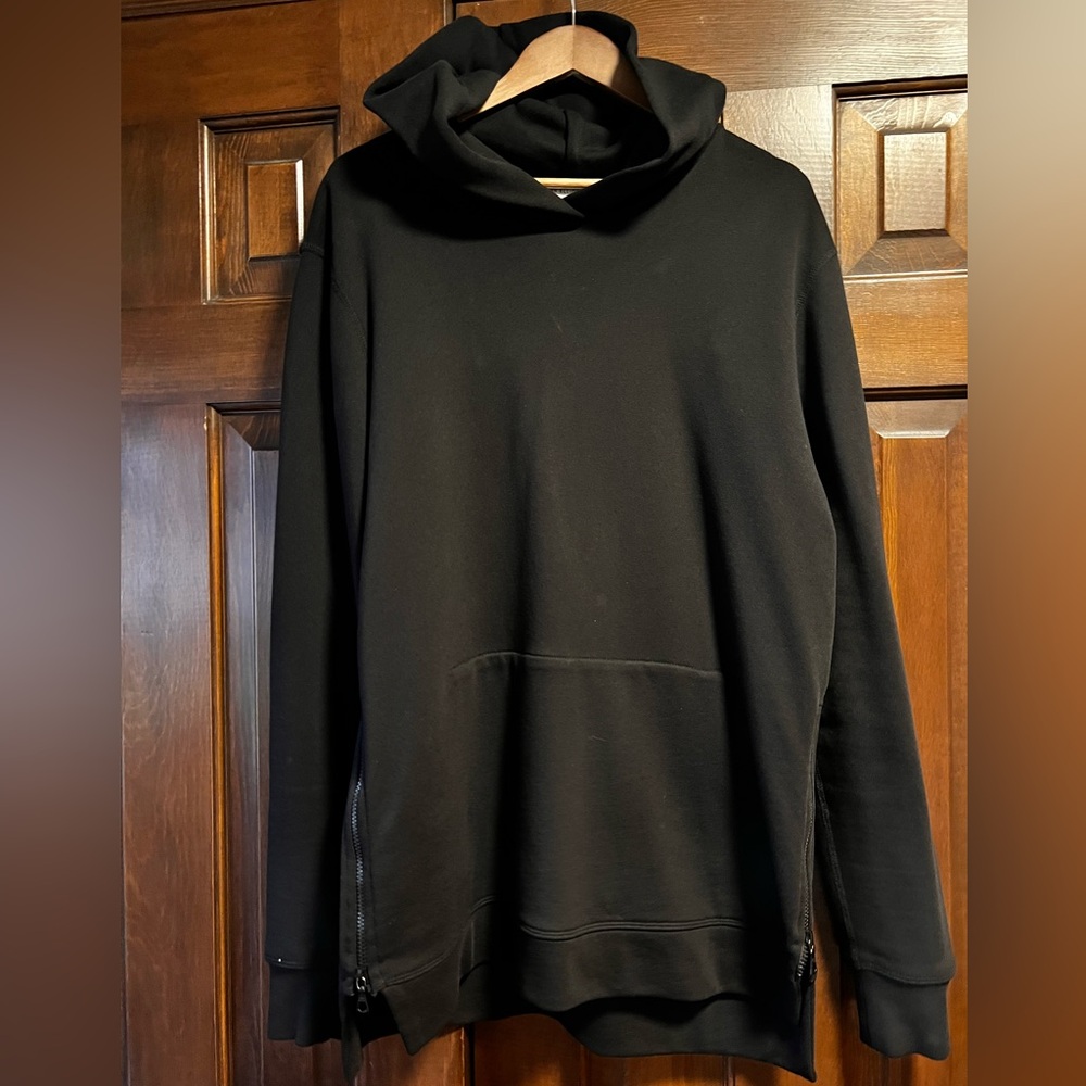 John Elliott, Hooded Villan, 4 men’s hoodies, size zip, multiple colors